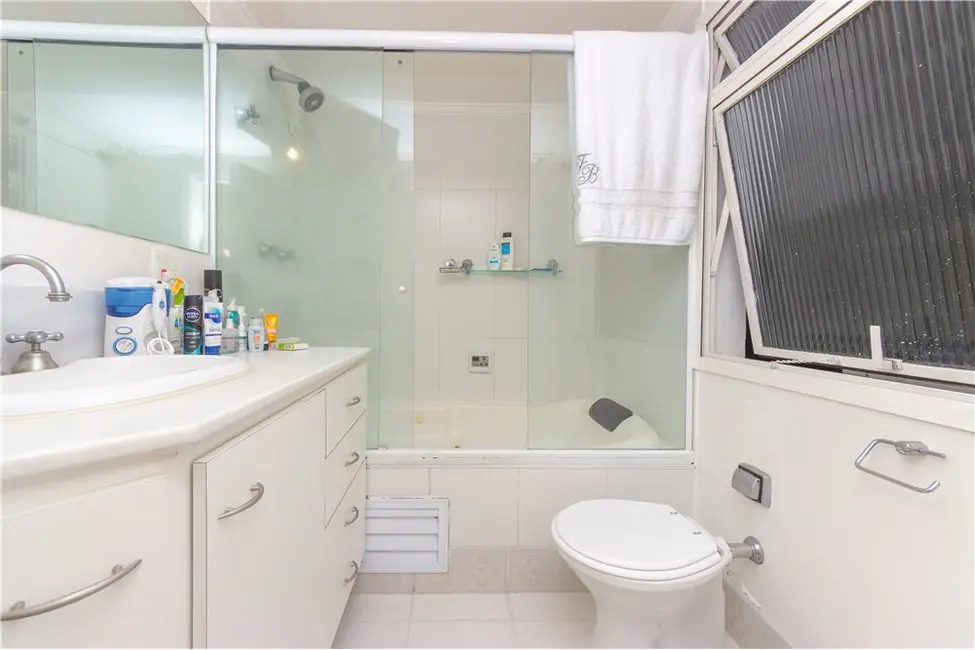 Foto 6 de Apartamento com 3 quartos à venda, 149m2 em Itaim Bibi, São Paulo - SP