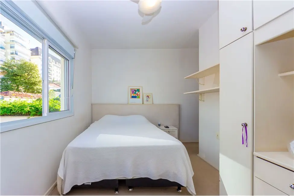 Foto 2 de Casa com 3 quartos à venda, 168m2 em Vila Nova Conceição, São Paulo - SP