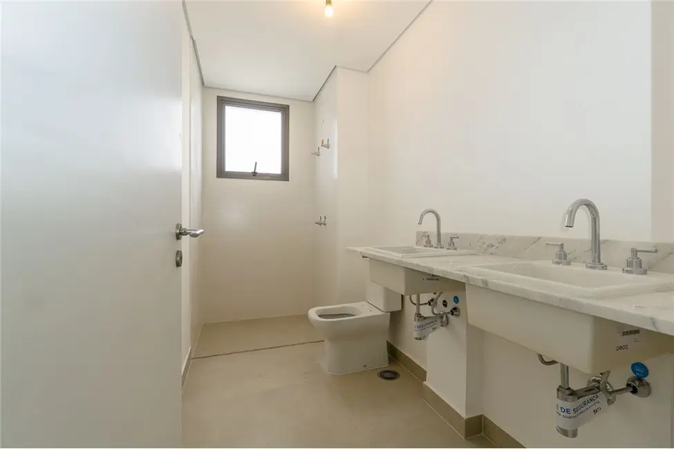Apartamento com 3 quartos à venda, 158m2 em Moema, São Paulo - SP - imagem 7 Foto 7 de Apartamento com 3 quartos à venda, 158m2 em Moema, São Paulo - SP