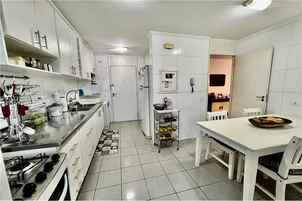 Foto 6 de Apartamento com 3 quartos à venda, 116m2 em Itaim Bibi, São Paulo - SP