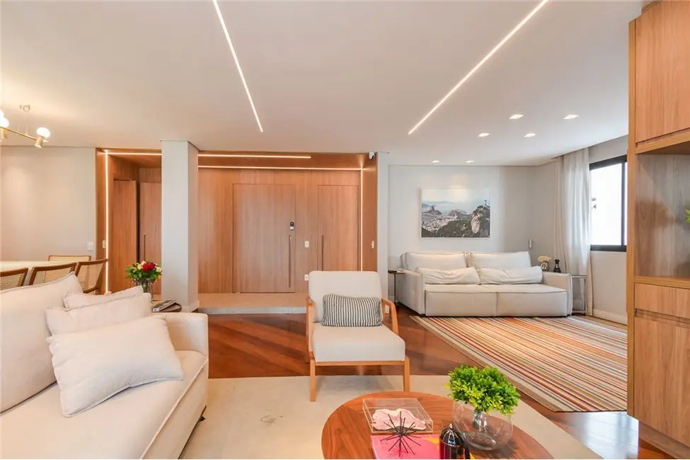 Apartamento com 3 quartos à venda, 177m2 em Cidade Monções, São Paulo - SP - imagem 1 Foto 1 de Apartamento com 3 quartos à venda, 177m2 em Cidade Monções, São Paulo - SP