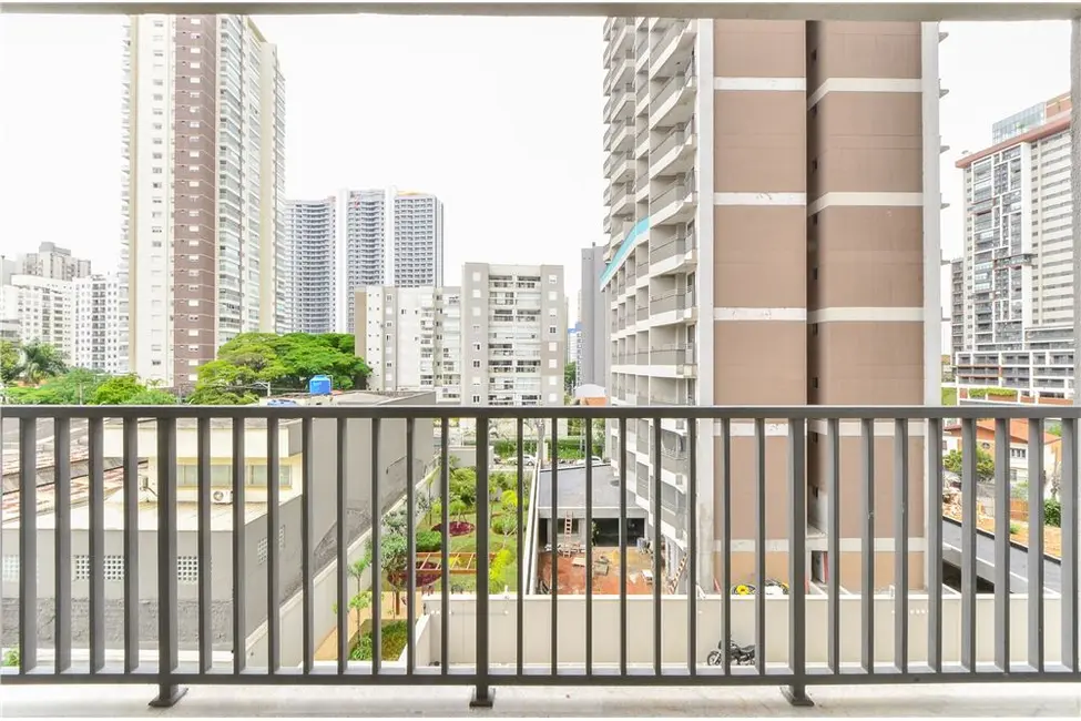 Foto 2 de Kitnet com 1 quarto à venda, 31m2 em Jardim das Acácias, São Paulo - SP
