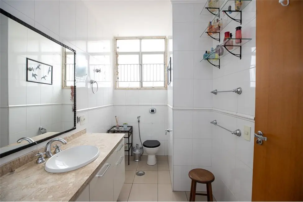 Foto 8 de Apartamento com 3 quartos à venda, 180m2 em Itaim Bibi, São Paulo - SP