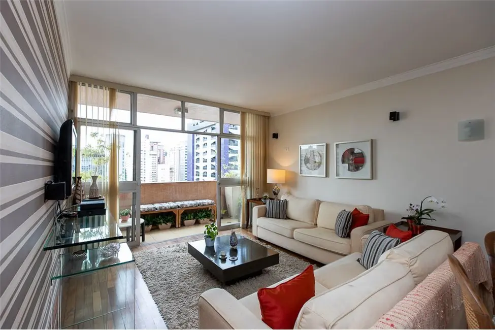 Foto 1 de Apartamento com 3 quartos à venda, 180m2 em Itaim Bibi, São Paulo - SP