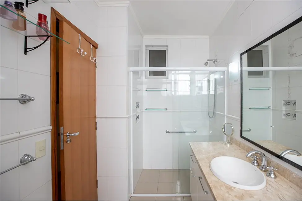 Foto 9 de Apartamento com 3 quartos à venda, 180m2 em Itaim Bibi, São Paulo - SP