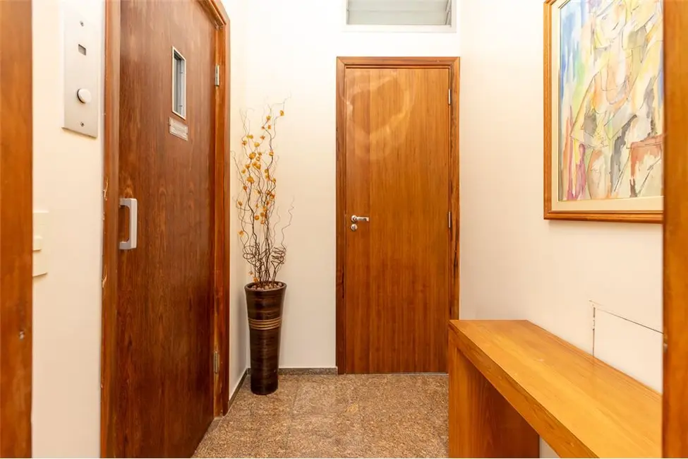 Foto 4 de Apartamento com 3 quartos à venda, 180m2 em Itaim Bibi, São Paulo - SP