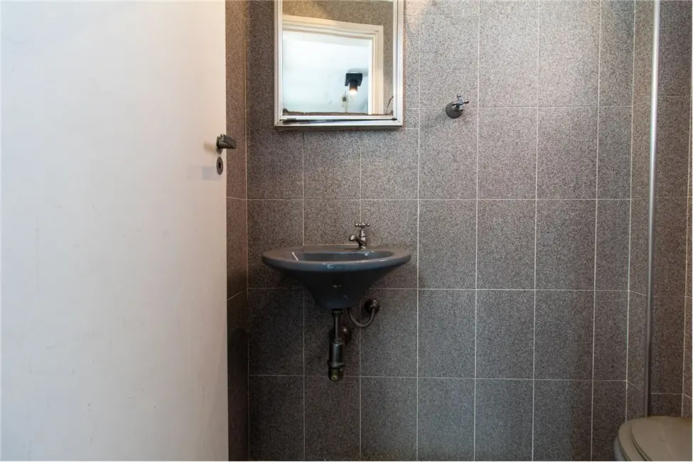 Foto 2 de Apartamento com 2 quartos à venda, 70m2 em Moema, São Paulo - SP