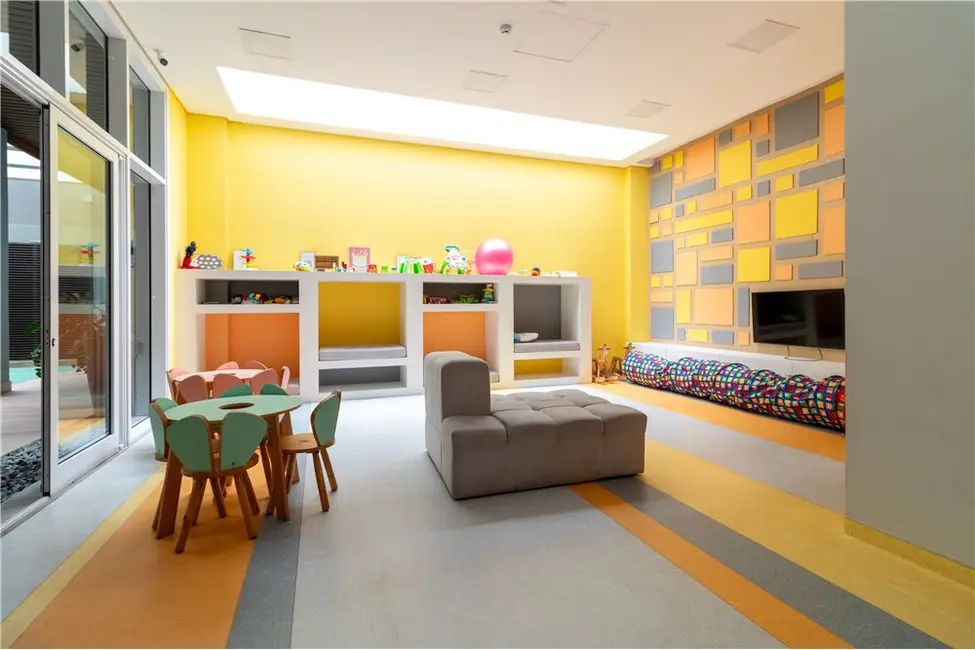 Foto 2 de Apartamento com 2 quartos à venda, 80m2 em Moema, São Paulo - SP