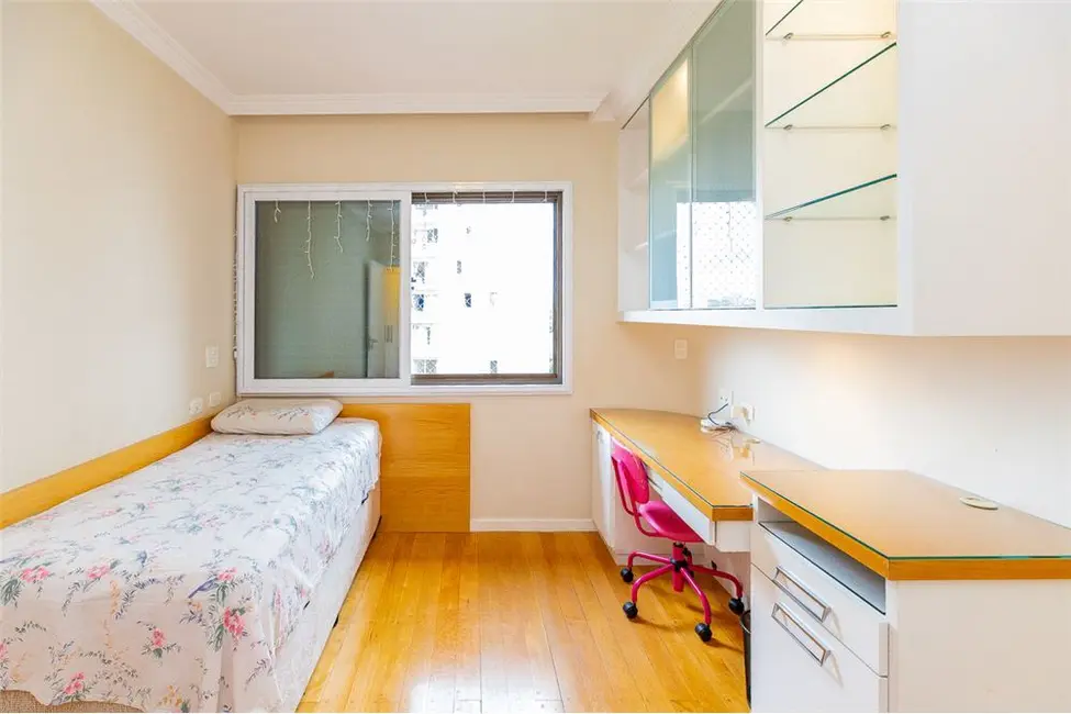 Apartamento com 4 quartos à venda, 209m2 em Campo Belo, São Paulo - SP - imagem 7 Foto 7 de Apartamento com 4 quartos à venda, 209m2 em Campo Belo, São Paulo - SP