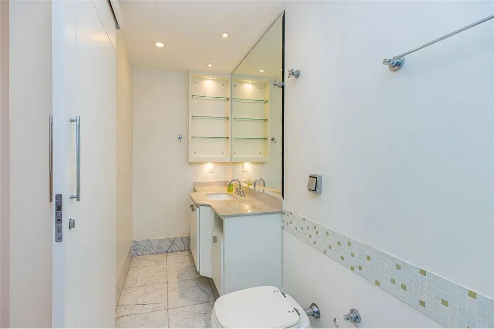 Apartamento com 4 quartos à venda, 209m2 em Campo Belo, São Paulo - SP - imagem 5 Foto 5 de Apartamento com 4 quartos à venda, 209m2 em Campo Belo, São Paulo - SP
