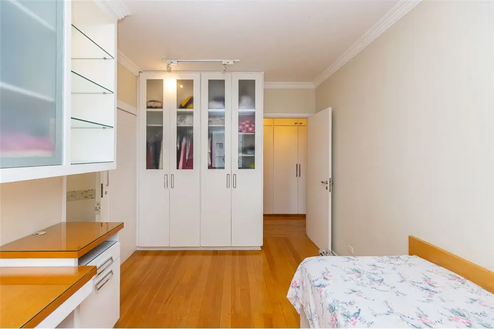 Apartamento com 4 quartos à venda, 209m2 em Campo Belo, São Paulo - SP - imagem 8 Foto 8 de Apartamento com 4 quartos à venda, 209m2 em Campo Belo, São Paulo - SP