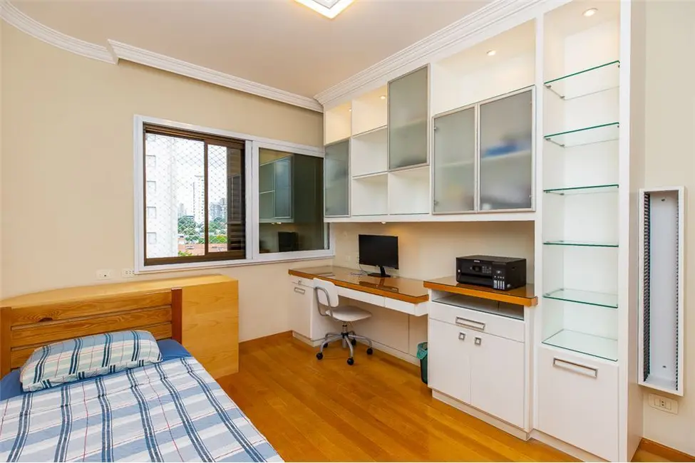 Apartamento com 4 quartos à venda, 209m2 em Campo Belo, São Paulo - SP - imagem 3 Foto 3 de Apartamento com 4 quartos à venda, 209m2 em Campo Belo, São Paulo - SP