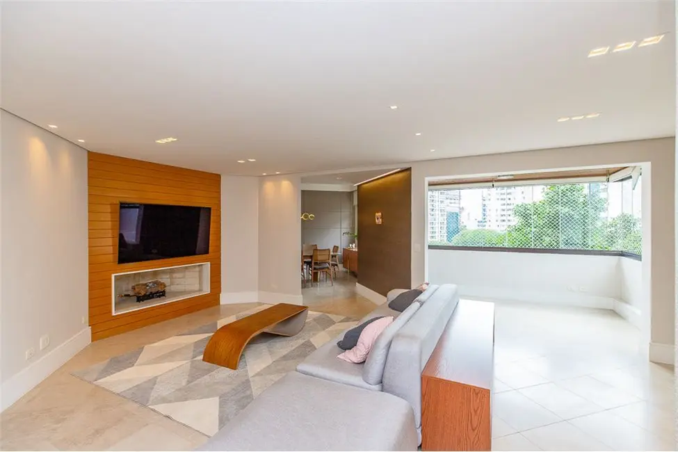Apartamento com 4 quartos à venda, 209m2 em Campo Belo, São Paulo - SP - imagem 1 Foto 1 de Apartamento com 4 quartos à venda, 209m2 em Campo Belo, São Paulo - SP
