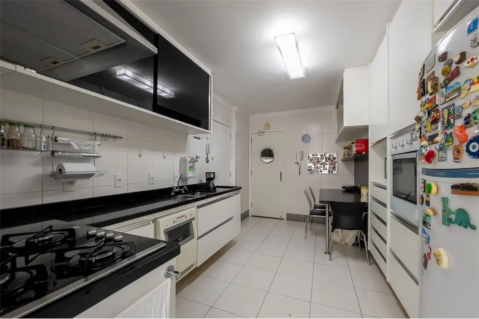 Apartamento com 3 quartos à venda, 136m2 em Jardim Paulista, São Paulo - SP - imagem 3 Foto 3 de Apartamento com 3 quartos à venda, 136m2 em Jardim Paulista, São Paulo - SP