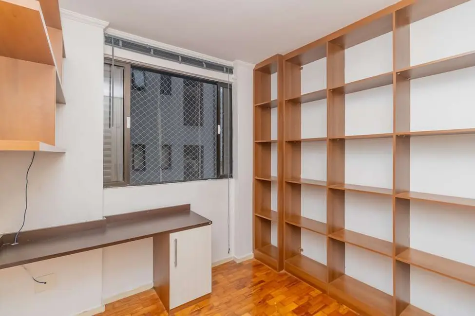 Foto 2 de Apartamento com 2 quartos à venda, 67m2 em Itaim Bibi, São Paulo - SP