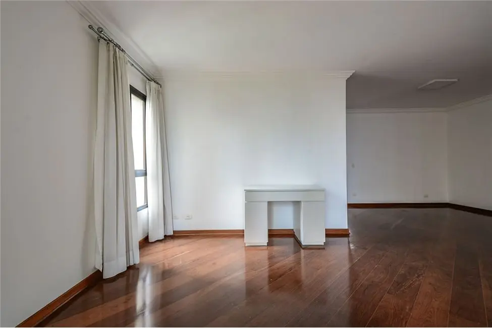 Apartamento com 3 quartos à venda, 178m2 em Campo Belo, São Paulo - SP - imagem 6 Foto 6 de Apartamento com 3 quartos à venda, 178m2 em Campo Belo, São Paulo - SP