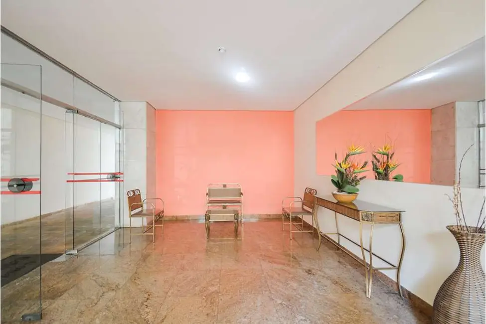 Foto 2 de Apartamento com 2 quartos à venda, 71m2 em Aclimação, São Paulo - SP