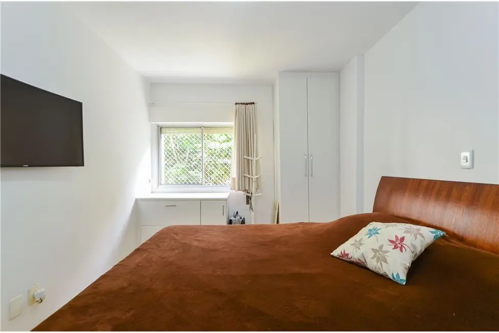 Foto 9 de Apartamento com 2 quartos à venda, 70m2 em Moema, São Paulo - SP