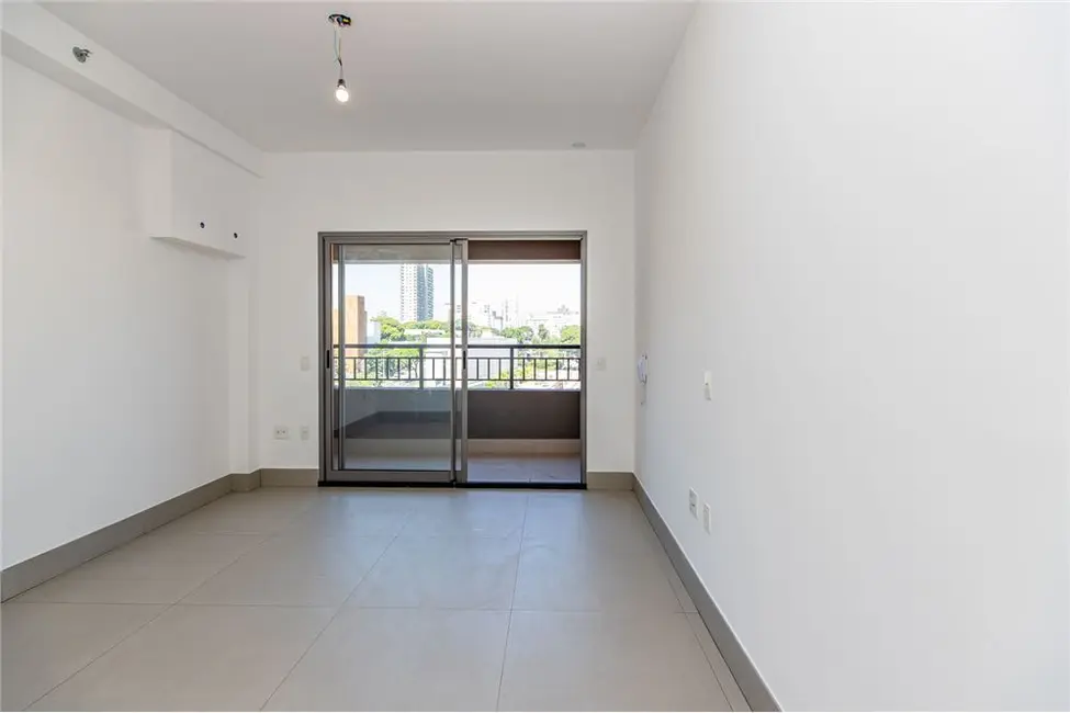 Kitnet com 1 quarto à venda, 26m2 em Chácara Santo Antônio (Zona Sul), São Paulo - SP - imagem 1 Foto 1 de Kitnet com 1 quarto à venda, 26m2 em Chácara Santo Antônio (Zona Sul), São Paulo - SP