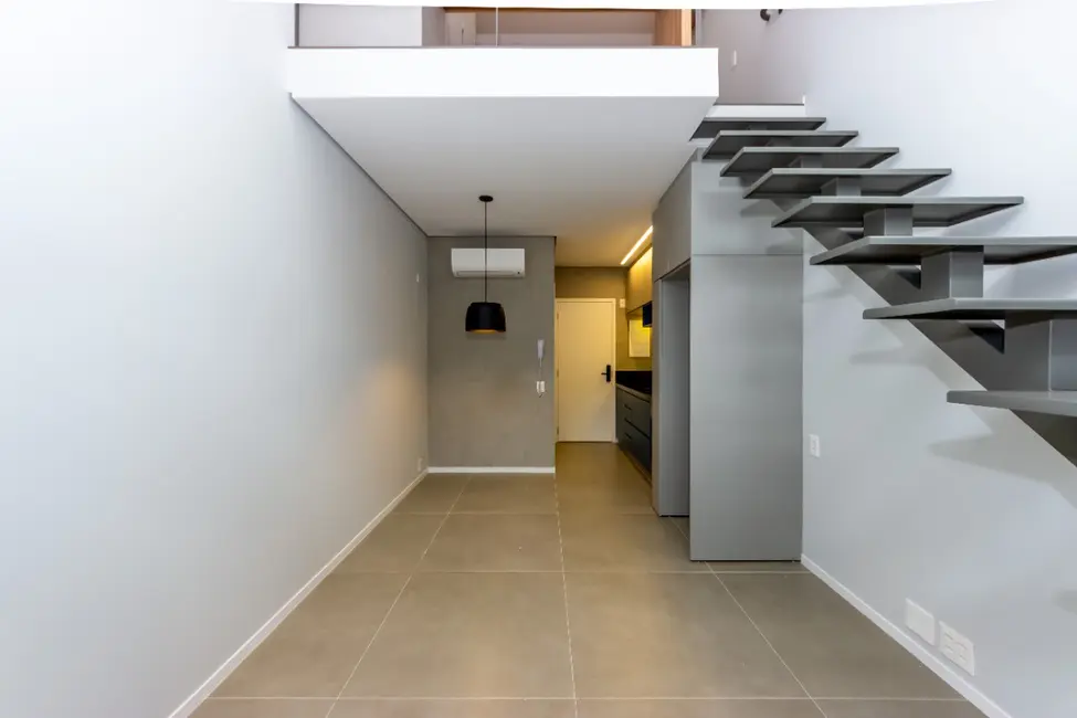 Foto 1 de Kitnet com 1 quarto à venda, 43m2 em Vila Madalena, São Paulo - SP