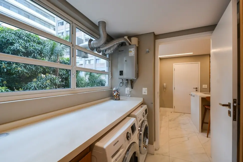 Foto 4 de Apartamento com 3 quartos à venda, 128m2 em Cerqueira César, São Paulo - SP