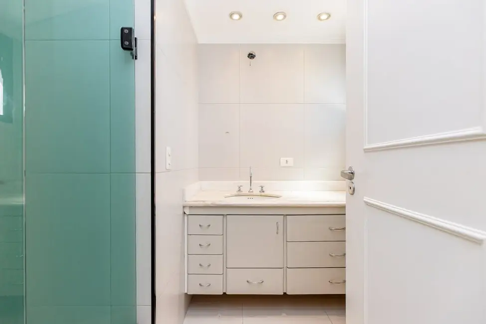 Apartamento com 3 quartos à venda, 150m2 em Campo Belo, São Paulo - SP - imagem 4 Foto 4 de Apartamento com 3 quartos à venda, 150m2 em Campo Belo, São Paulo - SP