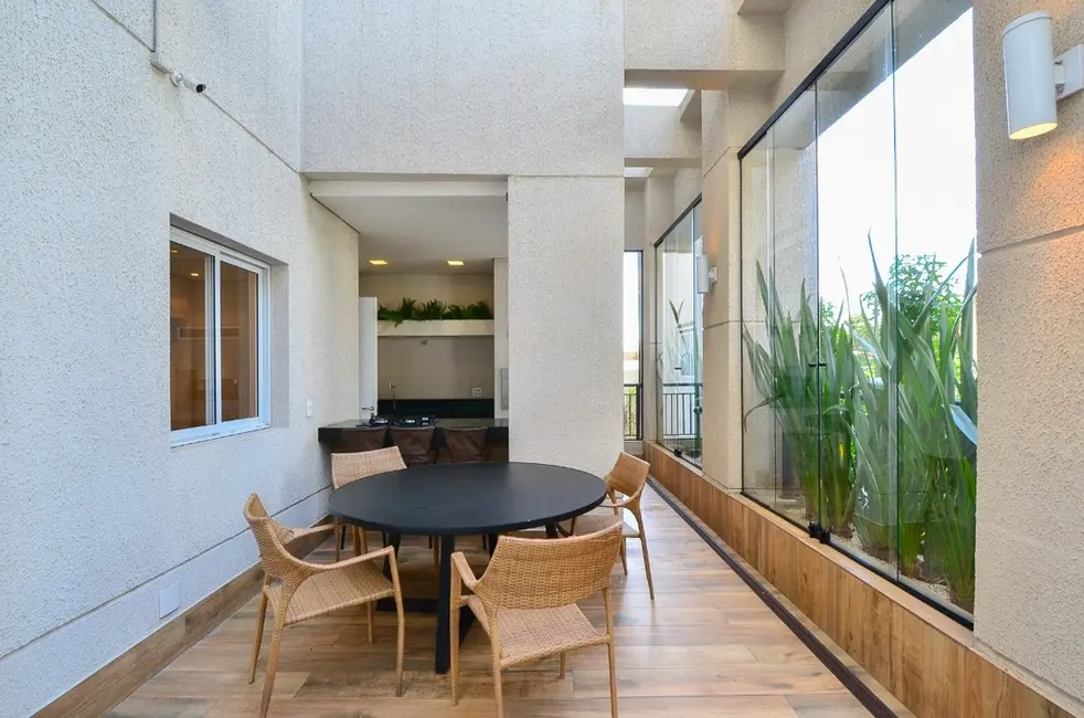 Foto 2 de Apartamento com 2 quartos à venda, 60m2 em Vila Anastácio, São Paulo - SP