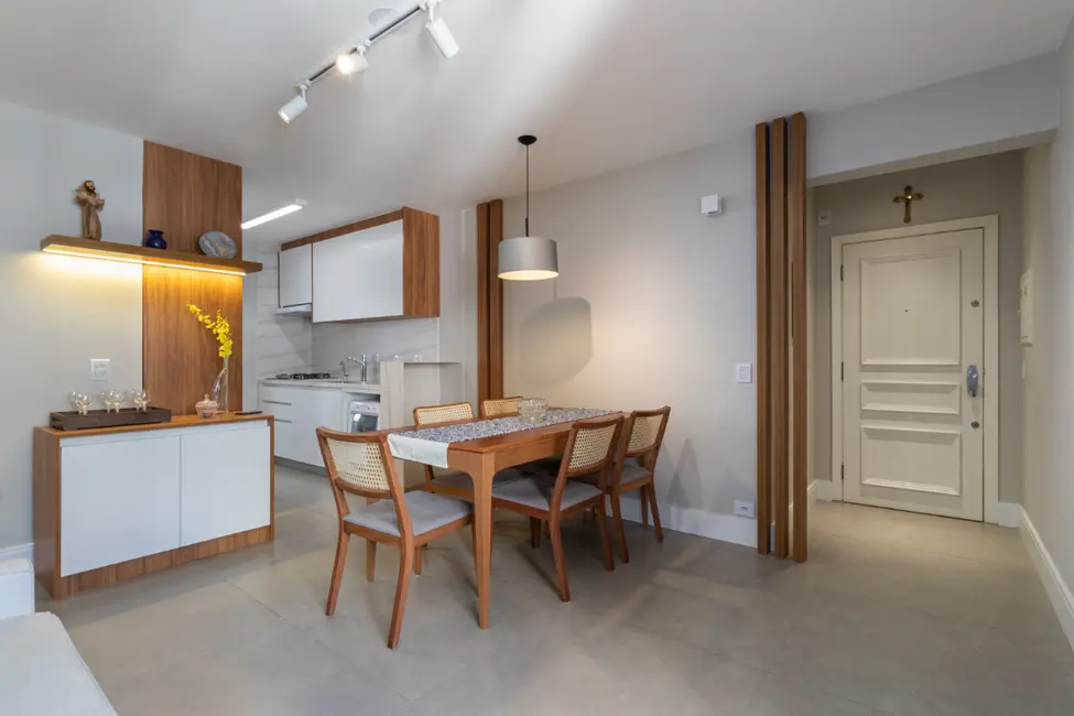 Apartamento com 2 quartos à venda, 57m2 em Moema, São Paulo - SP - imagem 2 Foto 2 de Apartamento com 2 quartos à venda, 57m2 em Moema, São Paulo - SP
