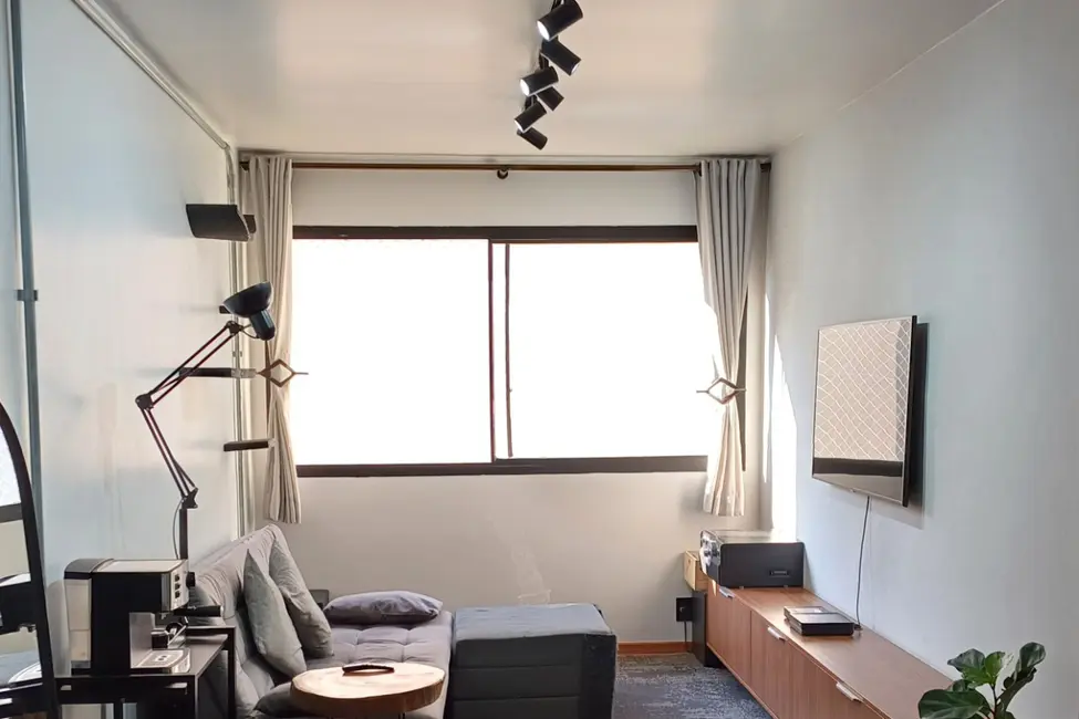 Foto 3 de Apartamento com 1 quarto à venda, 41m2 em Jardim Paulista, São Paulo - SP