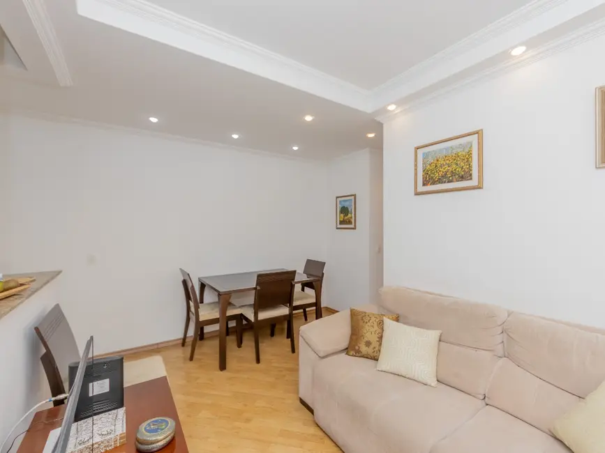 Apartamento com 2 quartos à venda, 45m2 em Aclimação, São Paulo - SP - imagem 4 Foto 4 de Apartamento com 2 quartos à venda, 45m2 em Aclimação, São Paulo - SP