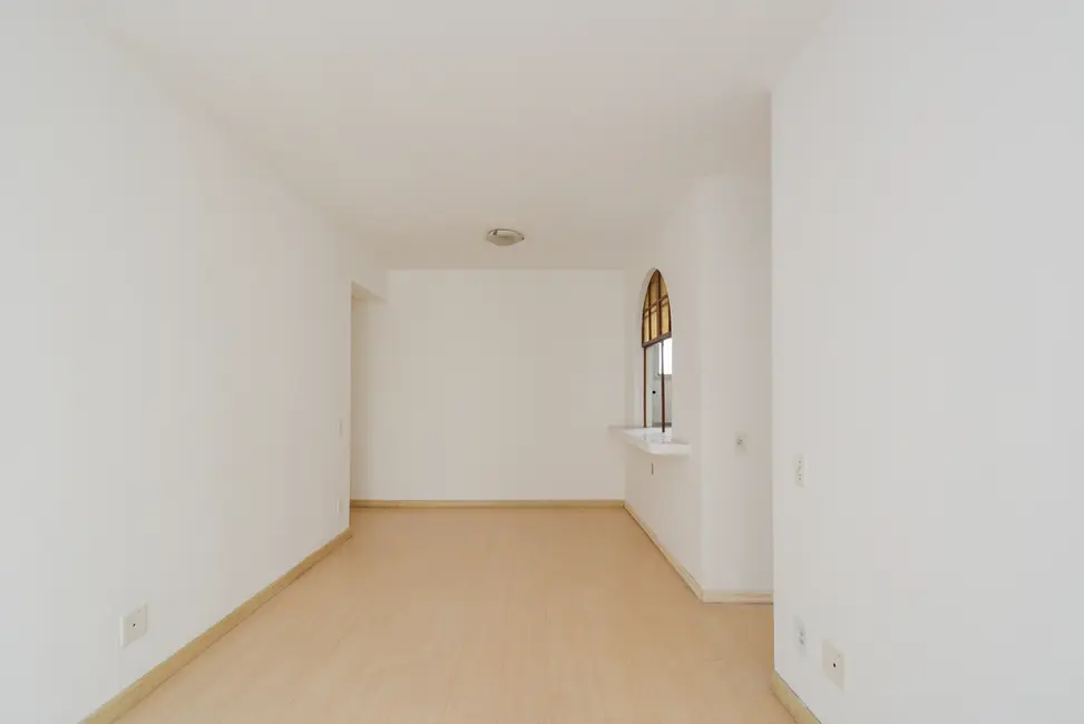 Apartamento com 1 quarto à venda, 47m2 em Vila Nova Conceição, São Paulo - SP - imagem 4 Foto 4 de Apartamento com 1 quarto à venda, 47m2 em Vila Nova Conceição, São Paulo - SP