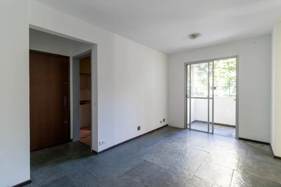 Foto 2 de Apartamento com 2 quartos à venda, 51m2 em Vila Uberabinha, São Paulo - SP