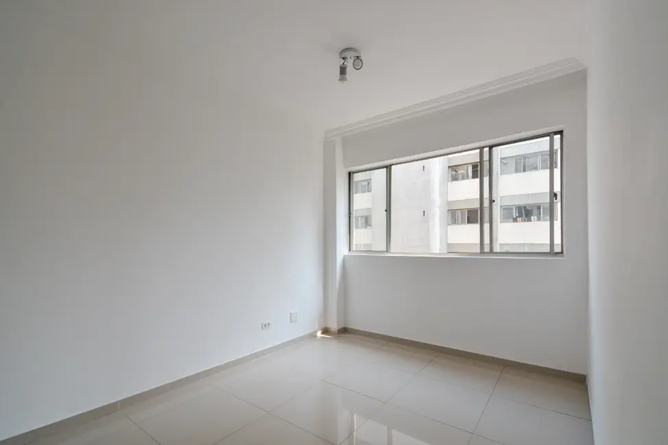 Foto 4 de Apartamento com 2 quartos à venda, 86m2 em Moema, São Paulo - SP