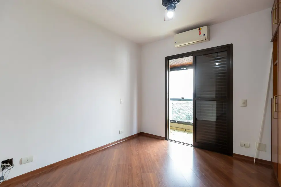 Apartamento com 3 quartos à venda, 89m2 em Moema, São Paulo - SP - imagem 8 Foto 8 de Apartamento com 3 quartos à venda, 89m2 em Moema, São Paulo - SP