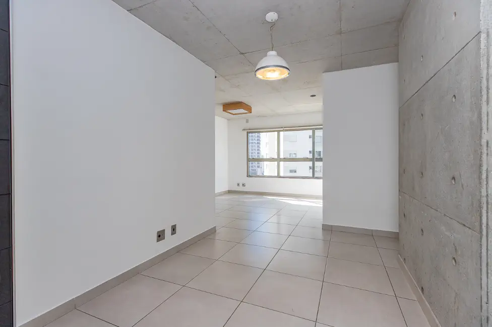Foto 2 de Apartamento com 2 quartos à venda, 70m2 em Jardim das Acácias, São Paulo - SP