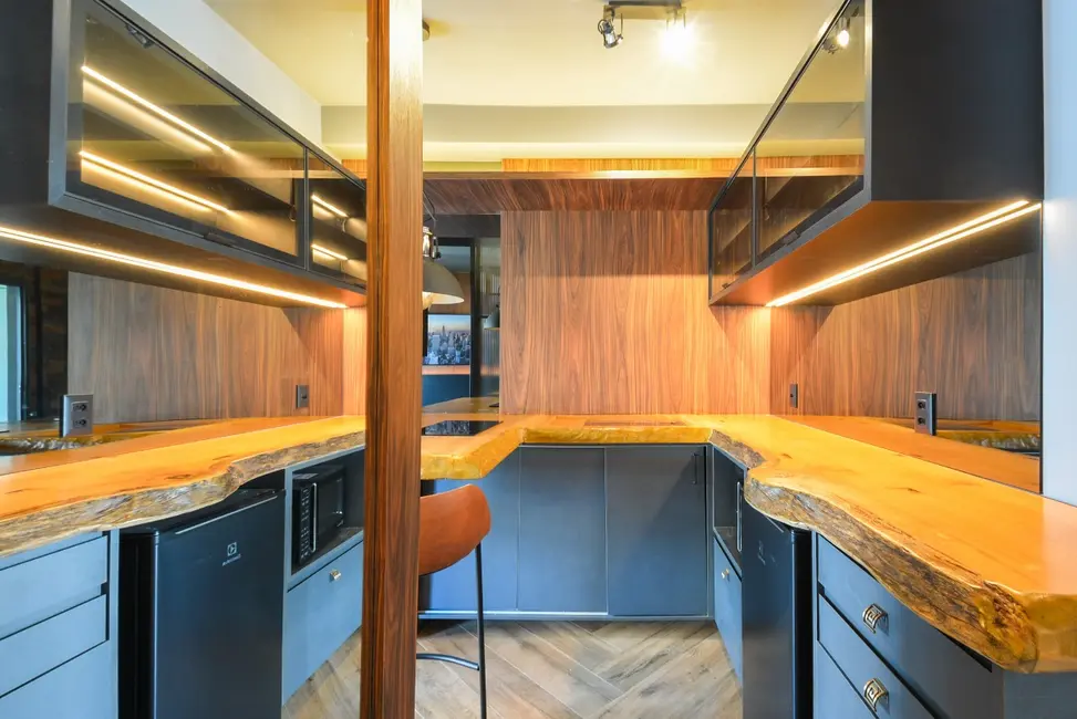 Apartamento com 1 quarto à venda, 28m2 em Moema, São Paulo - SP - imagem 2 Foto 2 de Apartamento com 1 quarto à venda, 28m2 em Moema, São Paulo - SP