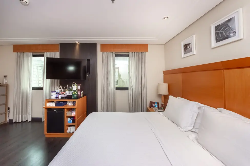 Apartamento com 1 quarto à venda, 30m2 em Vila Nova Conceição, São Paulo - SP - imagem 3 Foto 3 de Apartamento com 1 quarto à venda, 30m2 em Vila Nova Conceição, São Paulo - SP