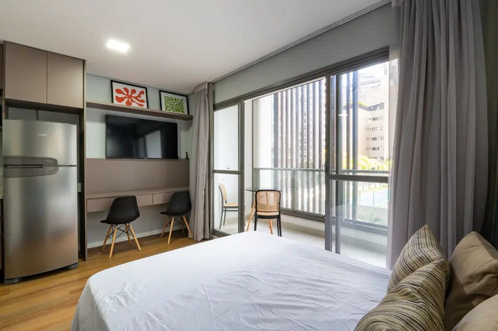 Foto 2 de Apartamento com 1 quarto à venda, 32m2 em Jardim das Acácias, São Paulo - SP