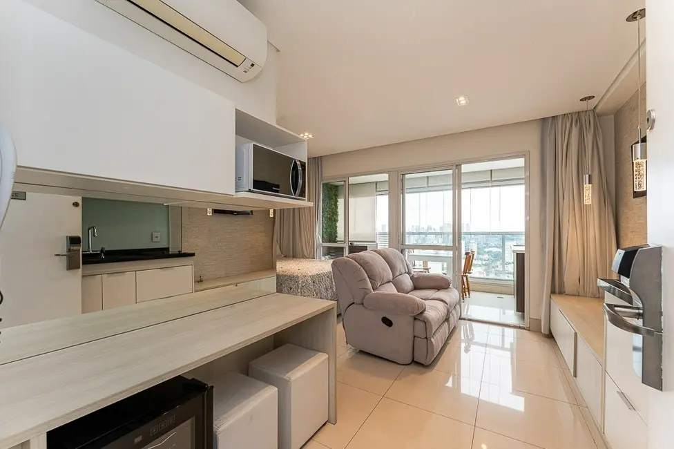 Foto 2 de Apartamento com 1 quarto à venda, 33m2 em Campo Belo, São Paulo - SP
