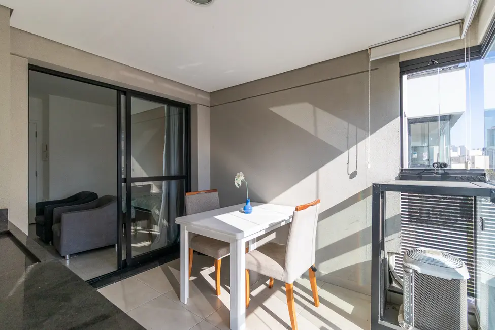 Kitnet com 1 quarto à venda, 33m2 em Vila Mariana, São Paulo - SP - imagem 3 Foto 3 de Kitnet com 1 quarto à venda, 33m2 em Vila Mariana, São Paulo - SP