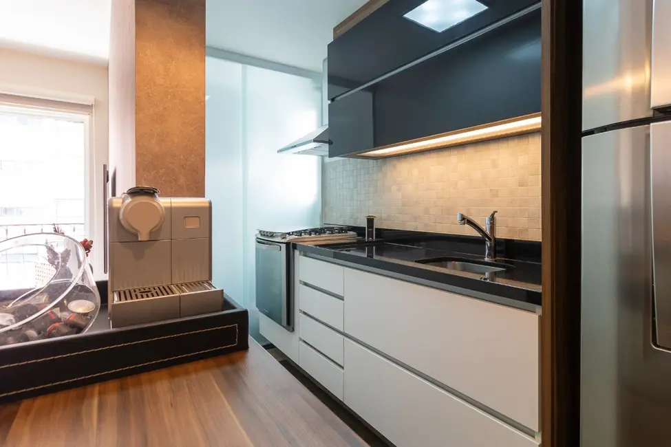 Foto 4 de Apartamento com 2 quartos à venda, 60m2 em Moema, São Paulo - SP