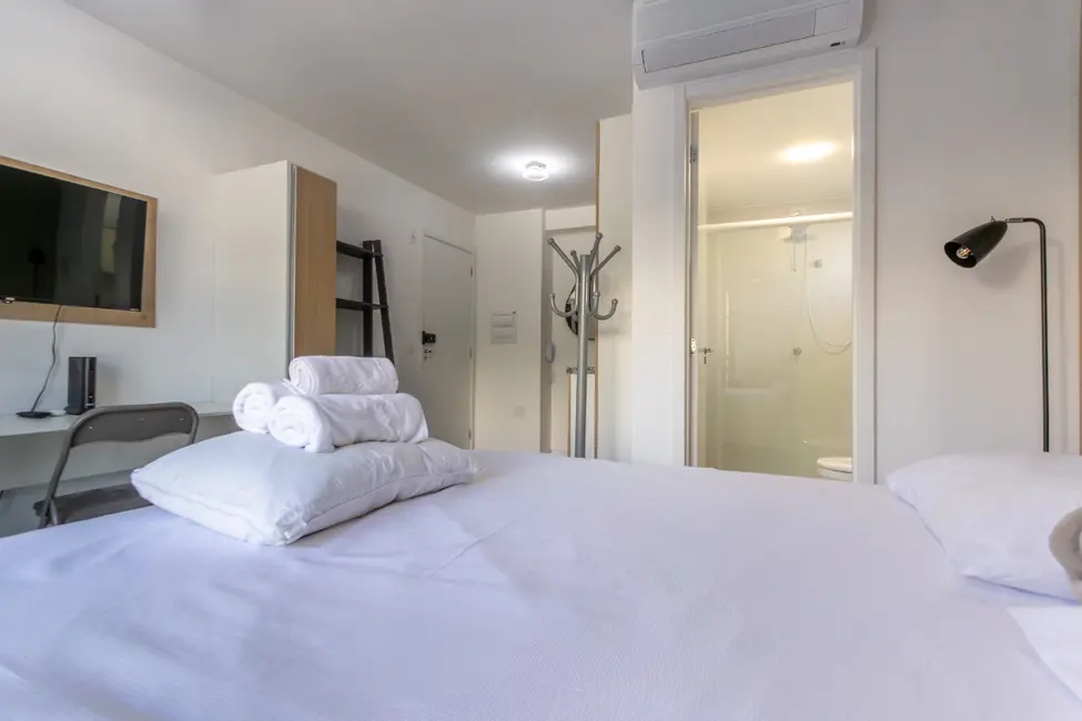 Foto 4 de Apartamento com 1 quarto para alugar, 26m2 em Santo Amaro, São Paulo - SP