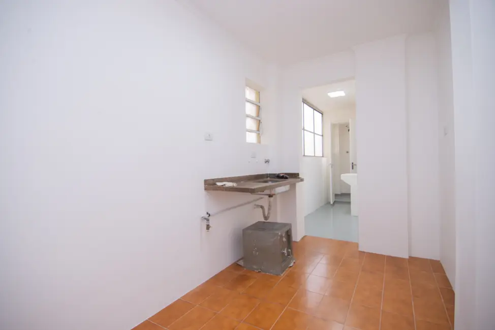 Foto 5 de Apartamento com 2 quartos à venda, 80m2 em Aclimação, São Paulo - SP