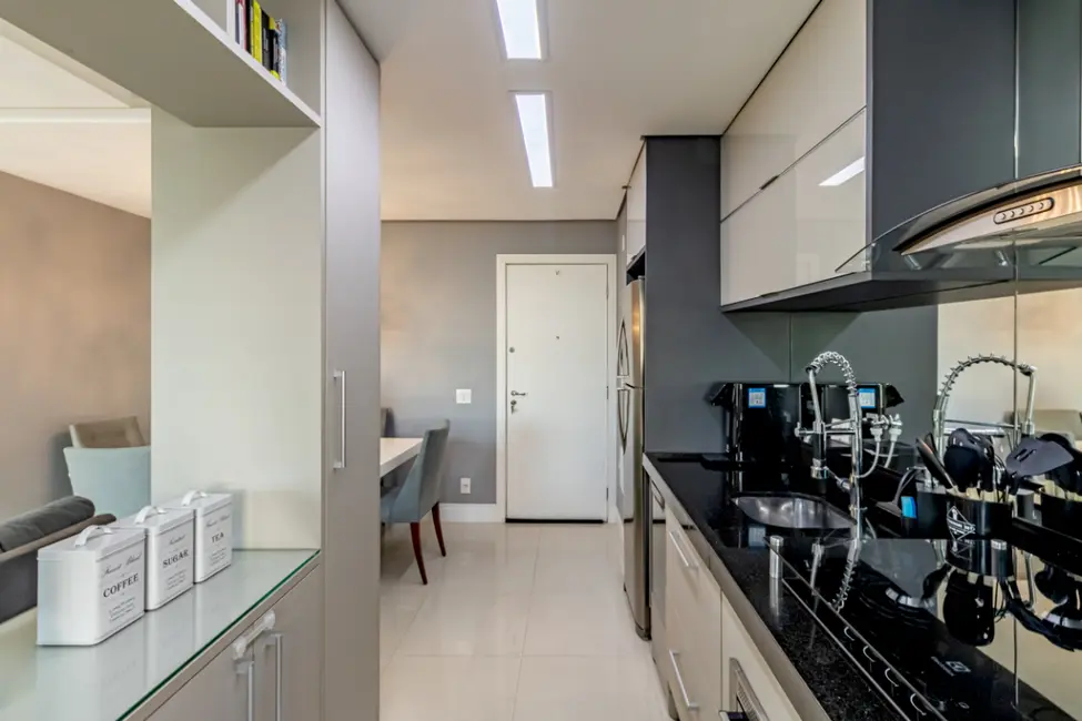 Foto 5 de Apartamento com 2 quartos à venda, 56m2 em Vila Anastácio, São Paulo - SP