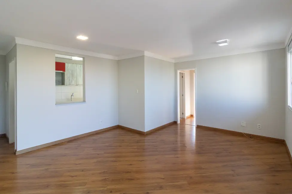 Foto 3 de Apartamento com 2 quartos à venda, 76m2 em Vila Ipojuca, São Paulo - SP