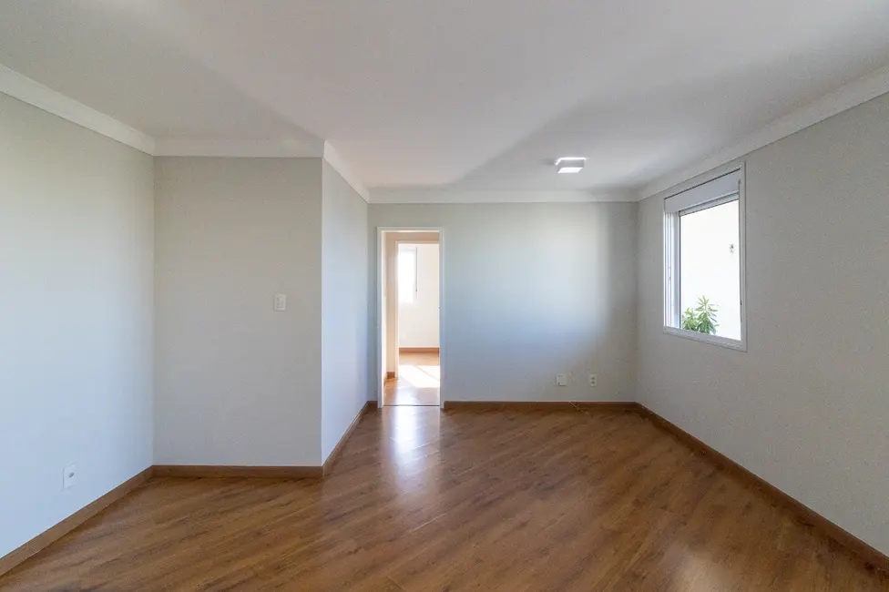 Foto 2 de Apartamento com 2 quartos à venda, 76m2 em Vila Ipojuca, São Paulo - SP