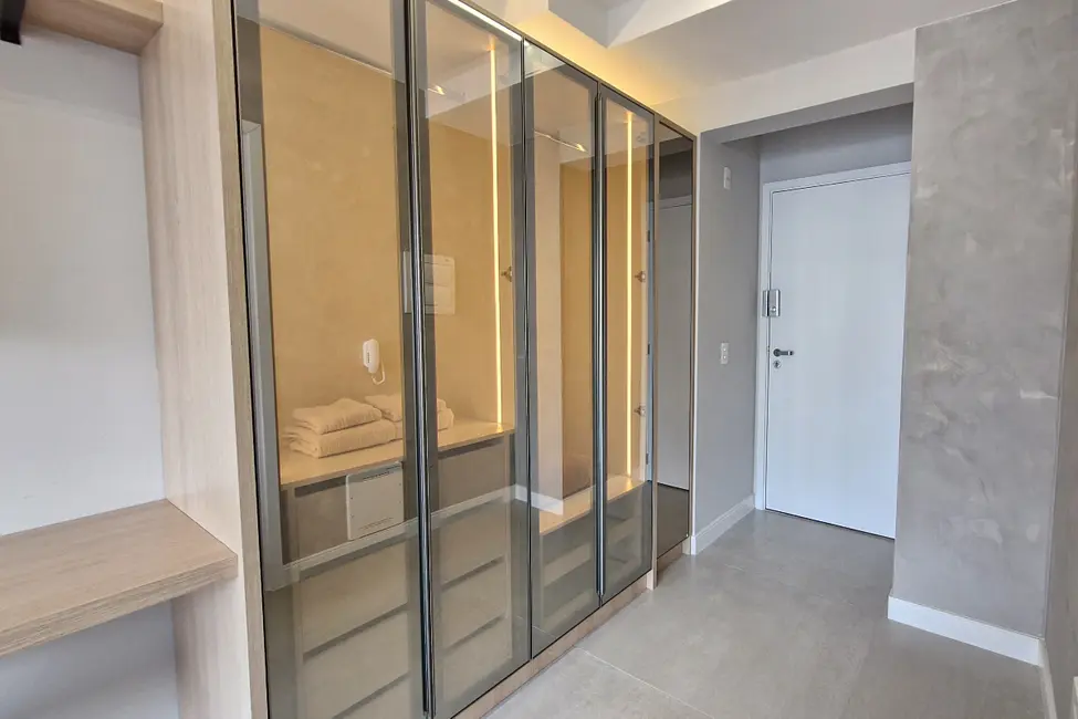 Foto 2 de Apartamento com 1 quarto à venda, 24m2 em Santo Amaro, São Paulo - SP