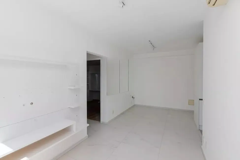 Foto 4 de Apartamento com 2 quartos à venda, 68m2 em Vila Gertrudes, São Paulo - SP
