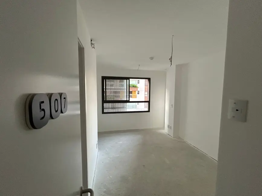 Apartamento com 1 quarto à venda, 21m2 em Jardim das Acácias, São Paulo - SP - imagem 1 Foto 1 de Apartamento com 1 quarto à venda, 21m2 em Jardim das Acácias, São Paulo - SP