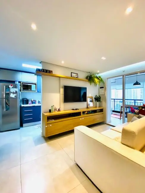 Foto 2 de Apartamento com 2 quartos à venda, 69m2 em Vila Anastácio, São Paulo - SP